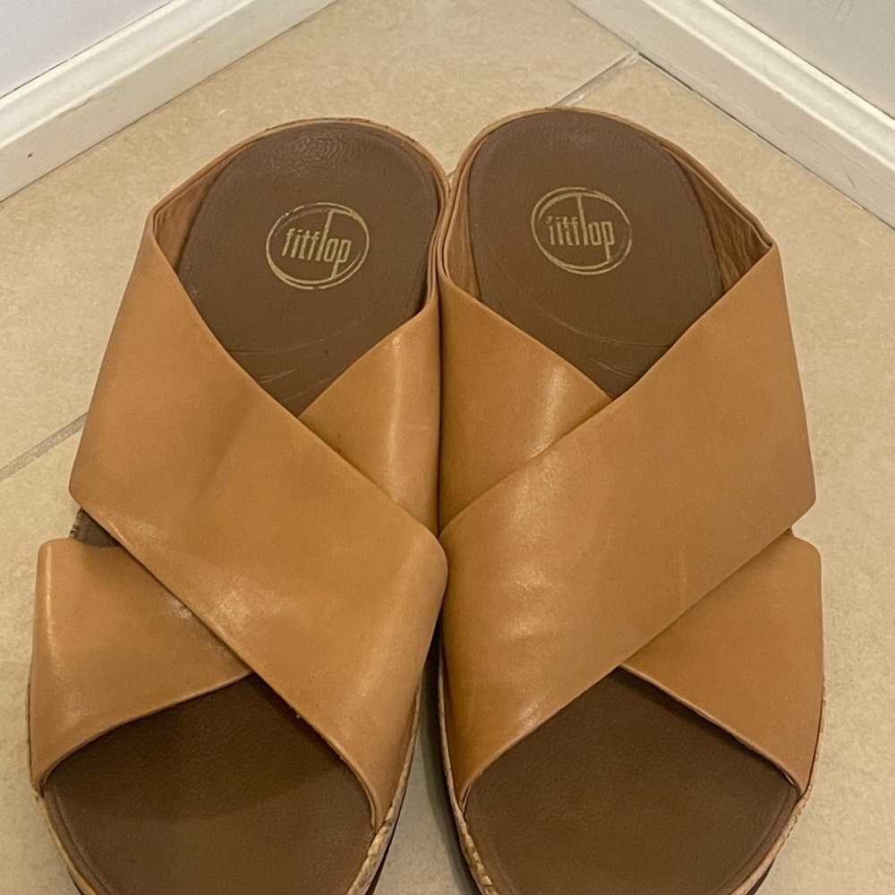 FitFlop Women's Brown / Tan Leather Cross-Strap Sandals Cork wedge 2"